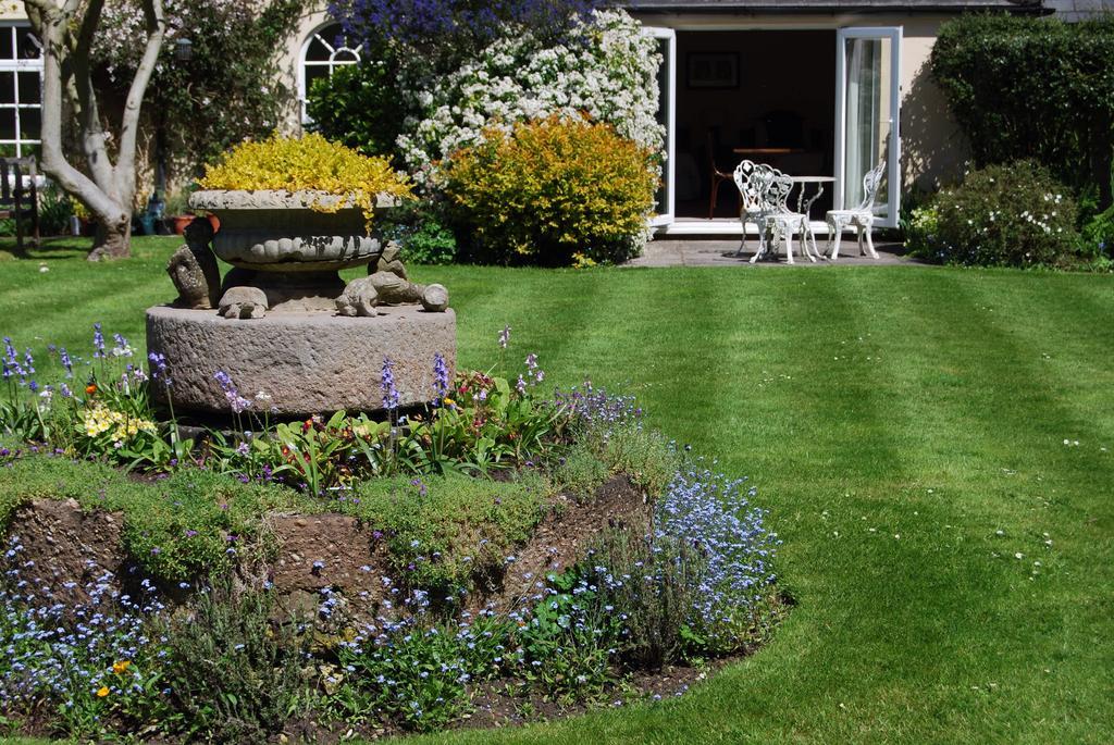 Bed and Breakfast Little Manor Cheltenham Exterior foto